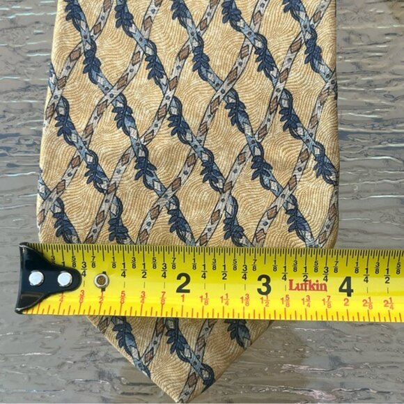 💕2/$30💕Christian Dior Monsieur 100% Silk Tie - Picture 7 of 8